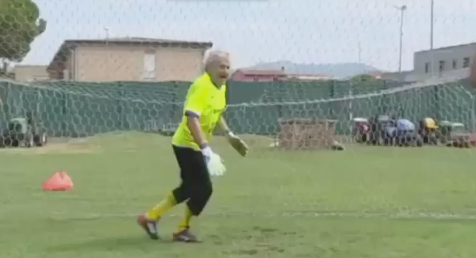 PG电子官方网站-老当益壮！太阳报：82岁前意甲门将准备在第七级别联赛复出